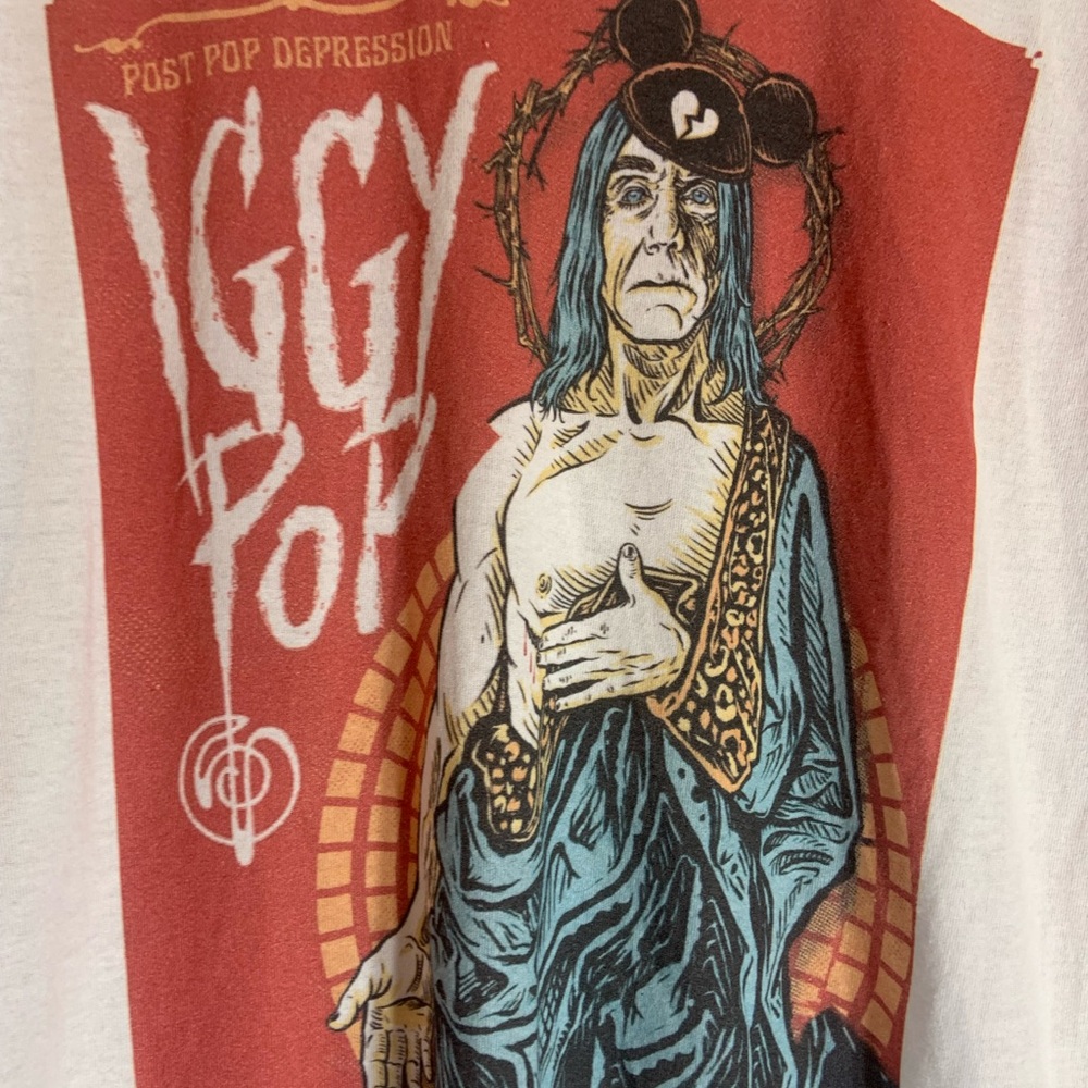 Iggy pop Xlarge white graphic preowned T-shirt women's size